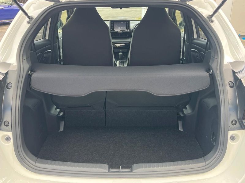 2023 Toyota Yaris 6AA-MXPH10 (UW-6a73fc5c056f5)[29]