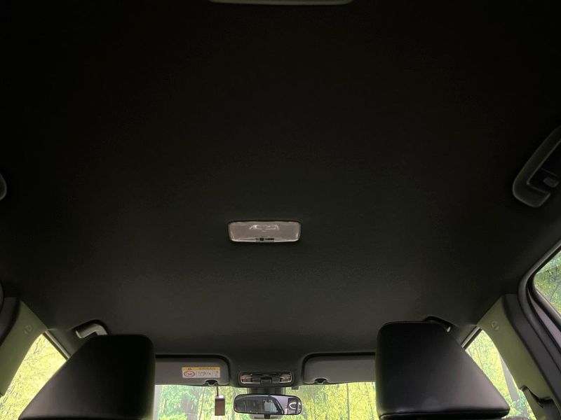 2022 Toyota Yaris Cross 6AA-MXPJ10 (UW-6a73fc62da3b5)[12]