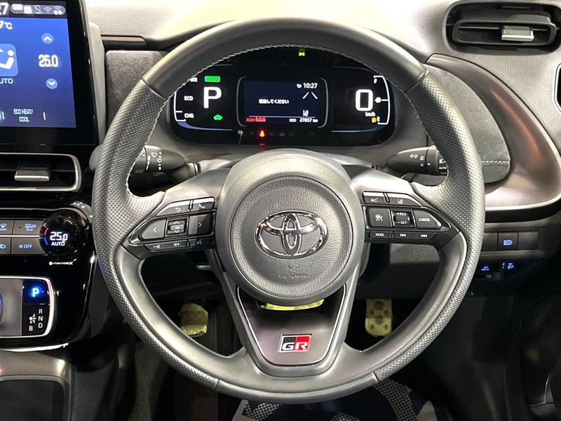 2023 Toyota Aqua 6AA-MXPK11 (UW-6a73fc6ddb1f1)[17]