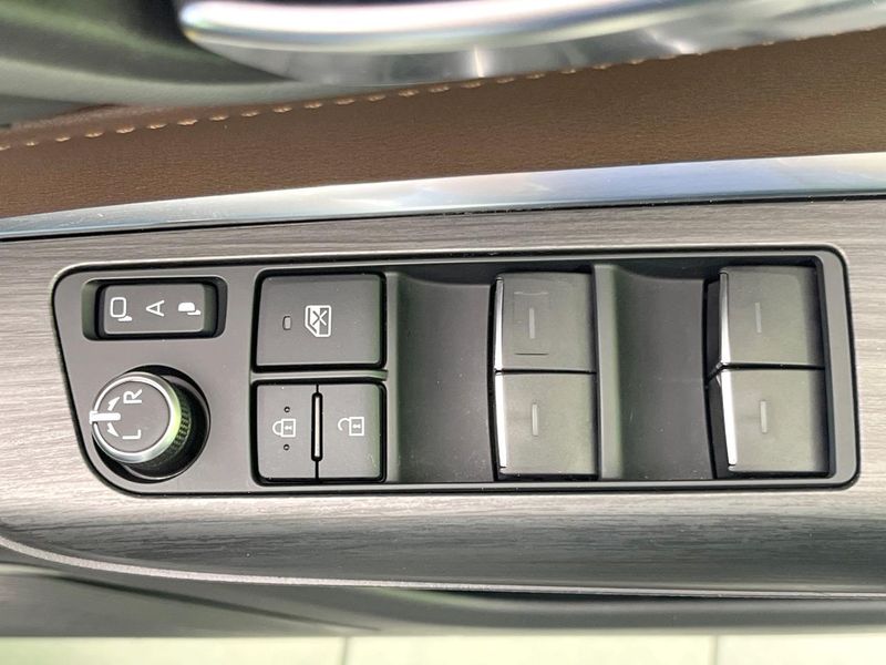 2021 Toyota Harrier 6BA-MXUA80 (UW-6a73fc813dfe9)[9]