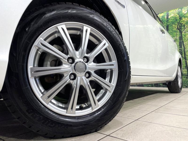 2019 Toyota Aqua DAA-NHP10 (UW-6a73fca97eec3)[5]
