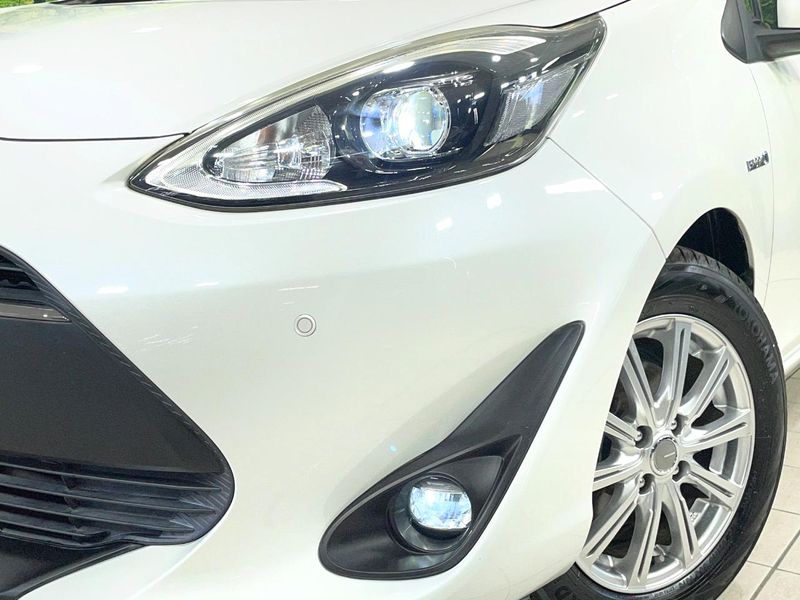 2019 Toyota Aqua DAA-NHP10 (UW-6a73fca97eec3)[10]