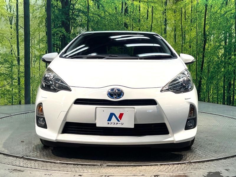 2012 Toyota Aqua DAA-NHP10 (UW-6a73fcab906e0)[5]