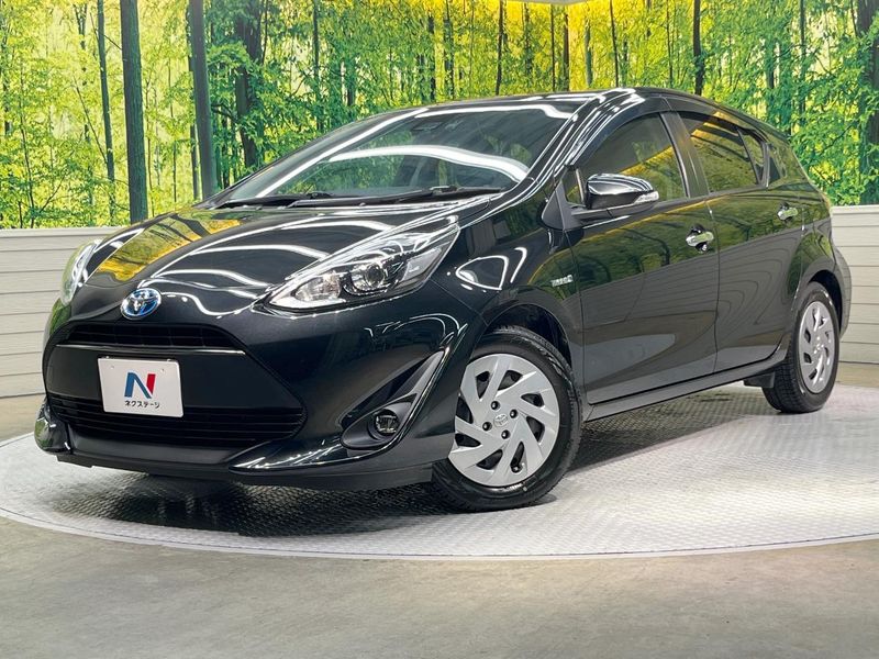 2018 Toyota Aqua DAA-NHP10 (UW-6a73fcb44933b)[0]