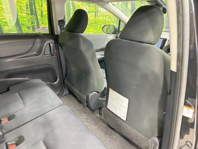 2015 Toyota Sienta DAA-NHP170G (UW-6a73fcb750a13)[25]