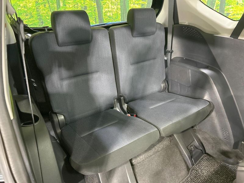 2015 Toyota Sienta DAA-NHP170G (UW-6a73fcb750a13)[23]