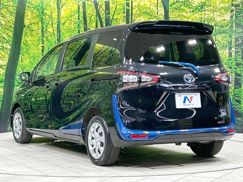 2015 Toyota Sienta DAA-NHP170G (UW-6a73fcb750a13)[12]