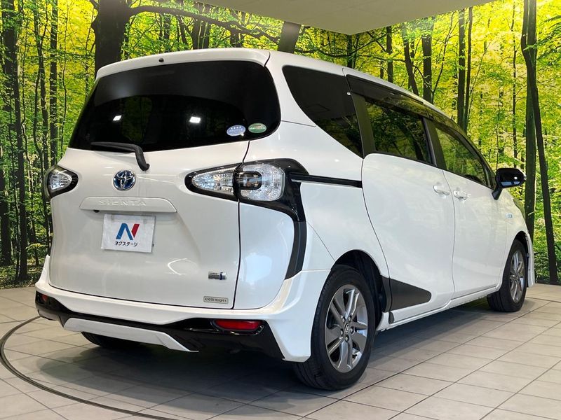 2016 Toyota Sienta DAA-NHP170G (UW-6a73fcb817417)[19]