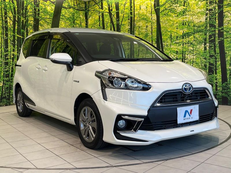 2016 Toyota Sienta DAA-NHP170G (UW-6a73fcb817417)[17]