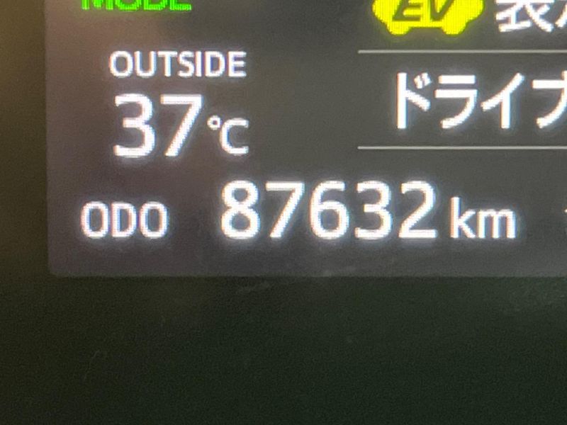 2016 Toyota Sienta DAA-NHP170G (UW-6a73fcb817417)[2]