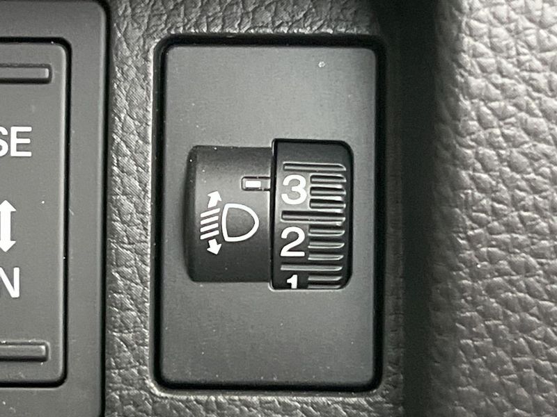 2023 Honda Step Wagon 6AA-RP8 (UW-6a73fcd66b022)[26]