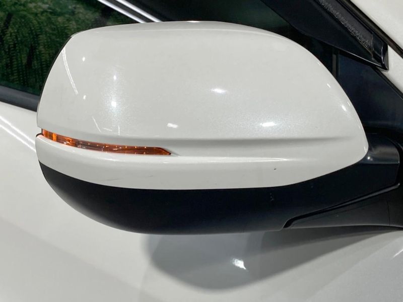 2015 Honda Vezel DAA-RU3 (UW-6a73fcdba0242)[29]