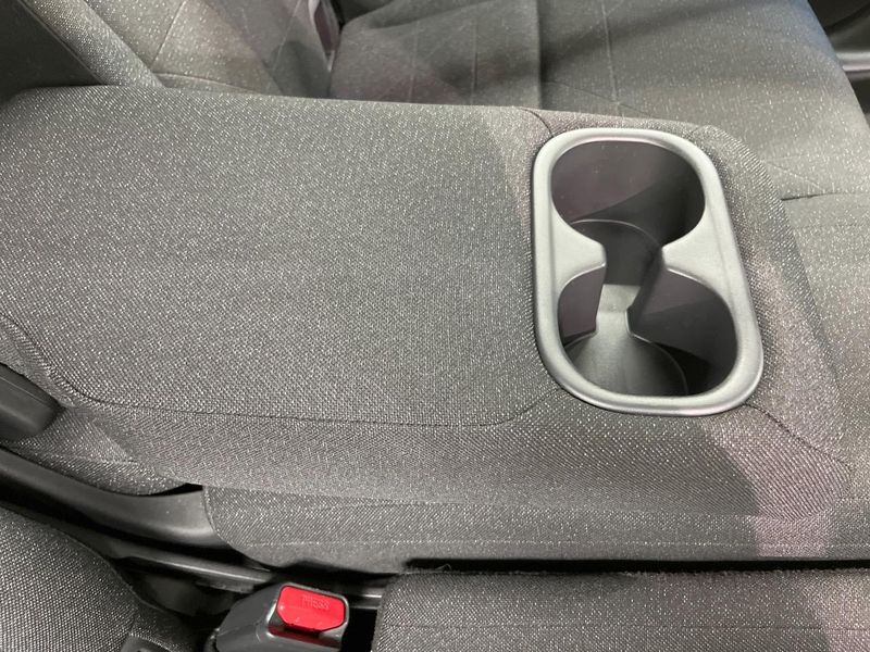 2022 Honda Vezel 6BA-RV3 (UW-6a73fcdfdc2cd)[22]