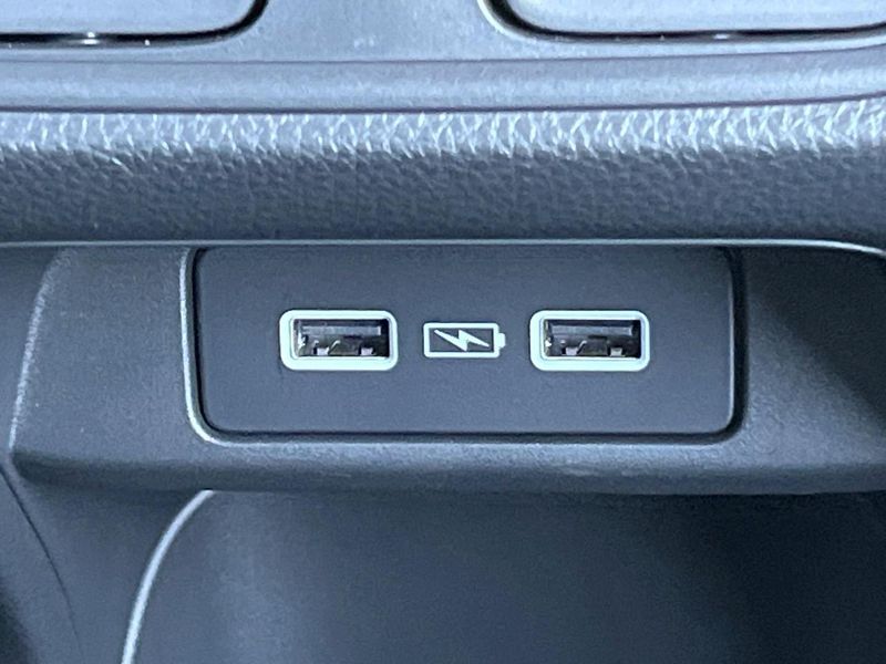 2021 Honda Vezel 6AA-RV5 (UW-6a73fce41f057)[15]