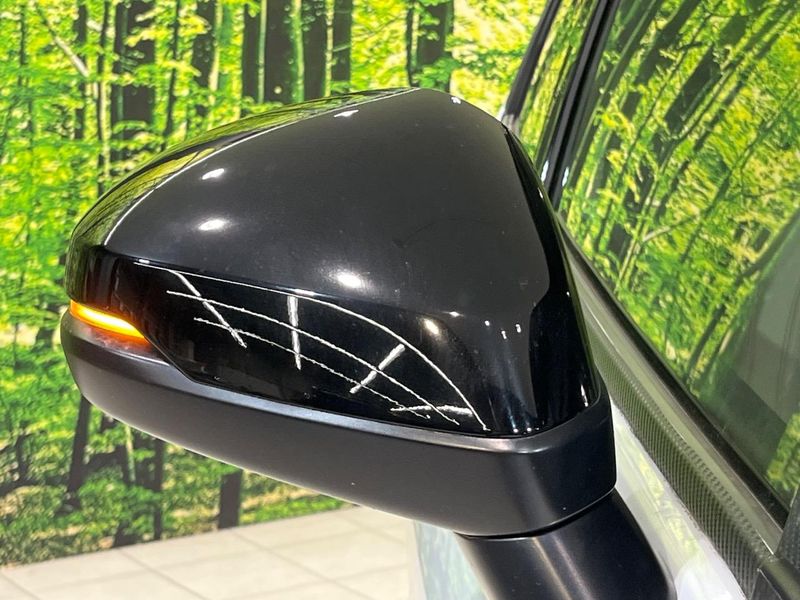 2022 Honda Vezel 6AA-RV5 (UW-6a73fce495130)[5]