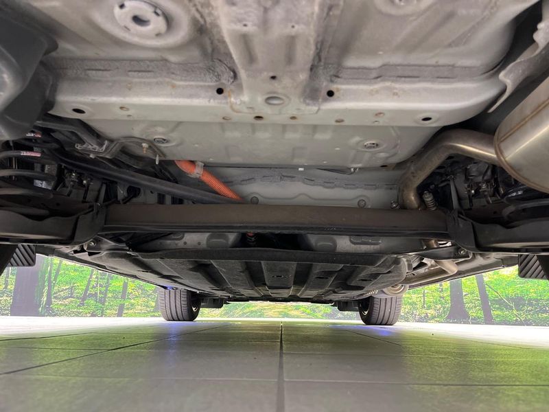 2022 Honda Vezel 6AA-RV5 (UW-6a73fce495130)[29]