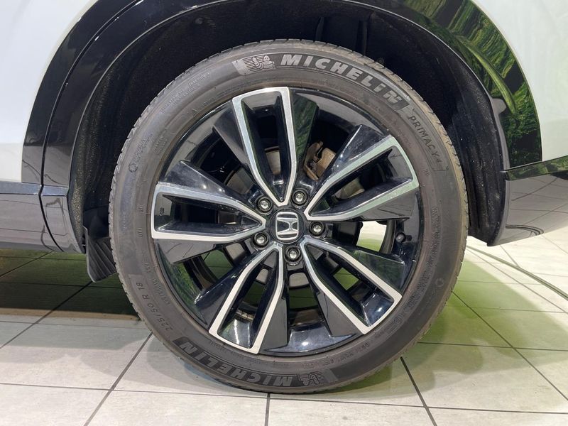 2022 Honda Vezel 6AA-RV5 (UW-6a73fce495130)[14]