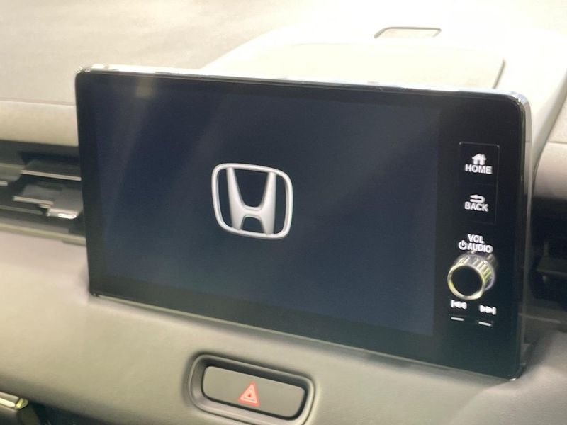 2023 Honda Vezel 6AA-RV5 (UW-6a73fce707b57)[18]