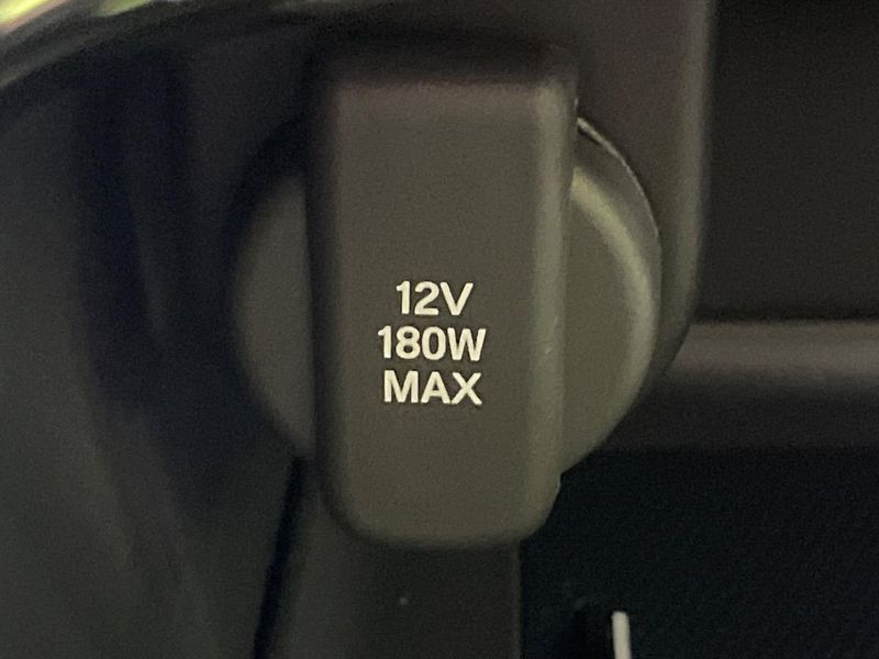 2023 Honda Vezel 6AA-RV5 (UW-6a73fce707b57)[25]