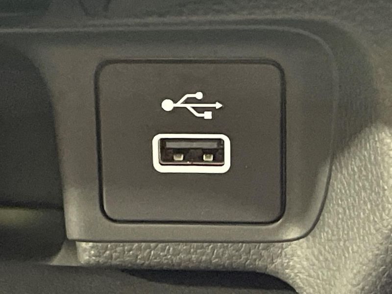 2023 Honda Vezel 6AA-RV5 (UW-6a73fce707b57)[22]