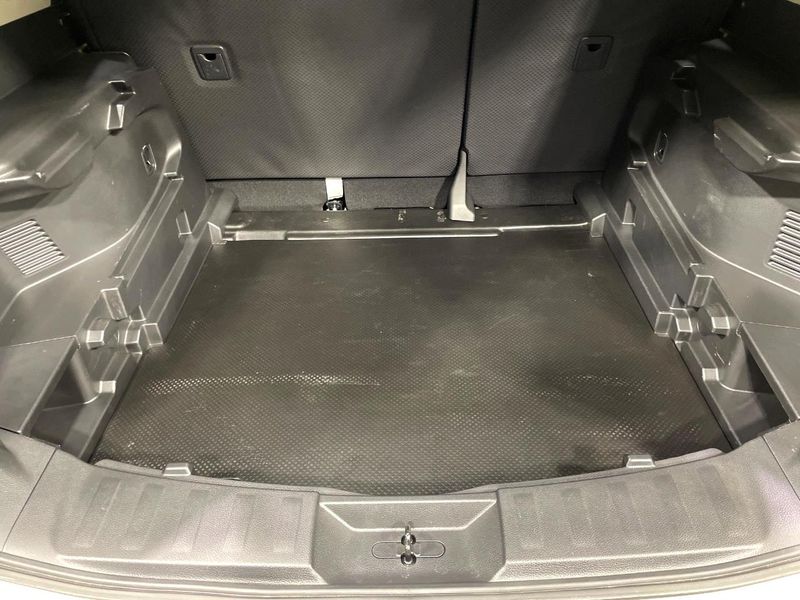 2015 Nissan X-Trail DBA-T32 (UW-6a73fd0e9d69a)[15]