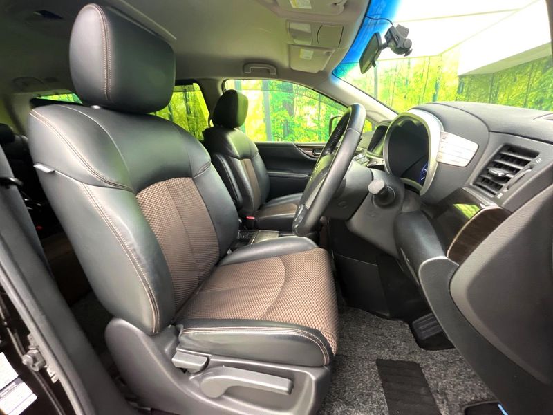 2013 Nissan Elgrand DBA-TE52 (UW-6a73fd1130bb9)[26]