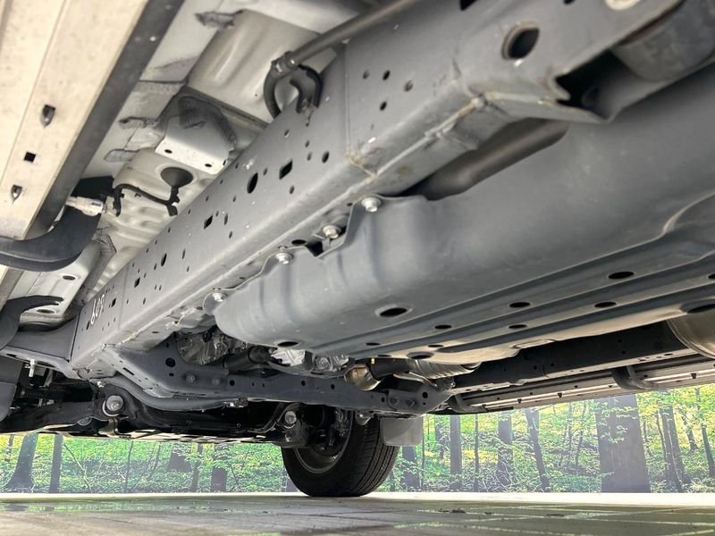 2022 Toyota Land Cruiser Prado 3BA-TRJ150W (UW-6a73fd16353fd)[24]