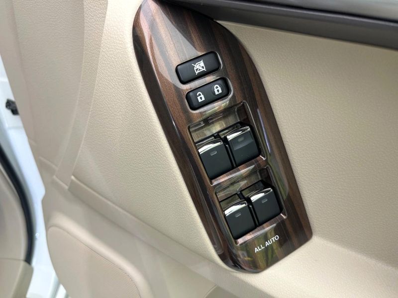 2022 Toyota Land Cruiser Prado 3BA-TRJ150W (UW-6a73fd1796c71)[27]