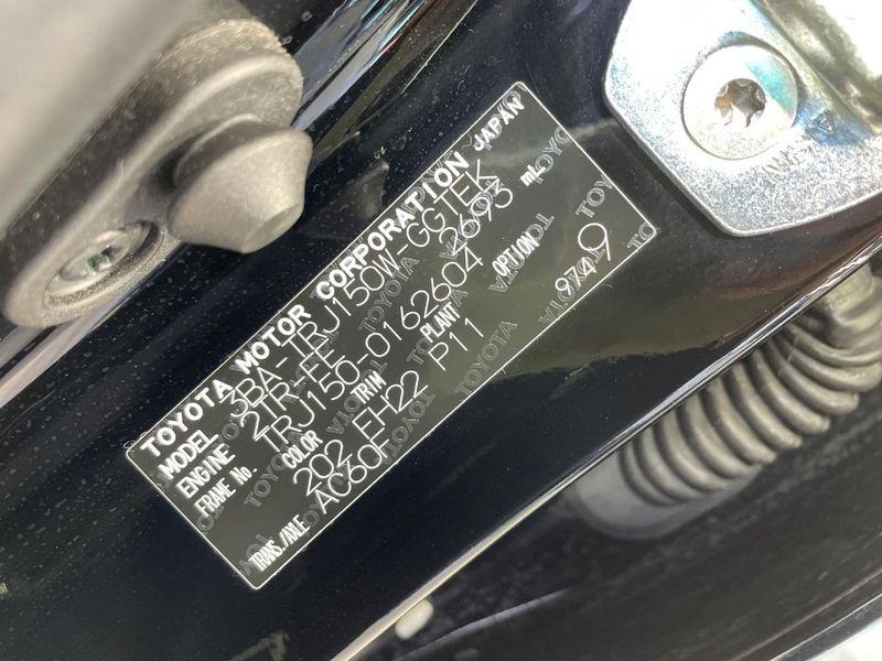 2023 Toyota Land Cruiser Prado 3BA-TRJ150W (UW-6a73fd18c47d0)[1]