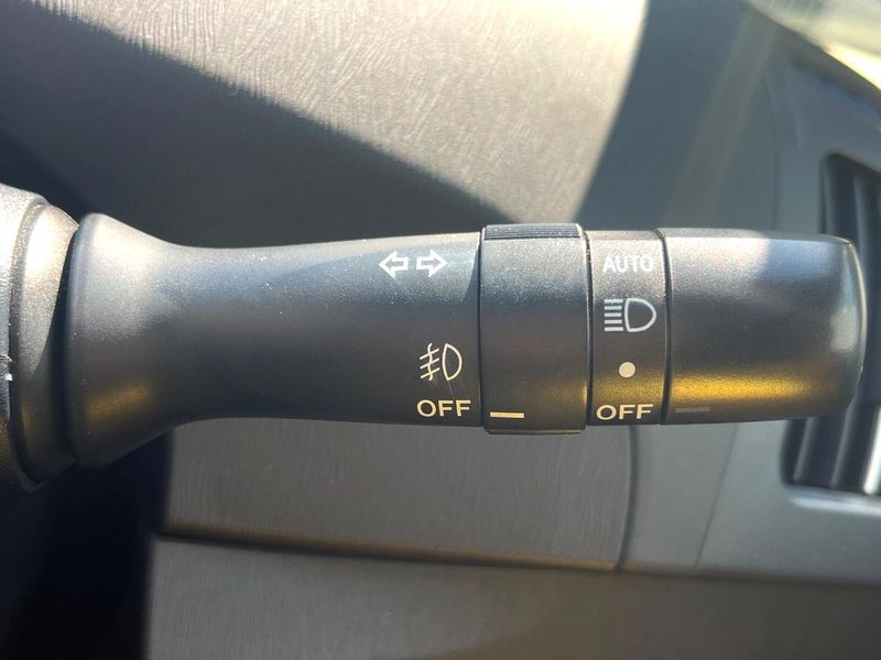 2015 Toyota Prius DAA-ZVW30 (UW-6a73fd807d31b)[23]