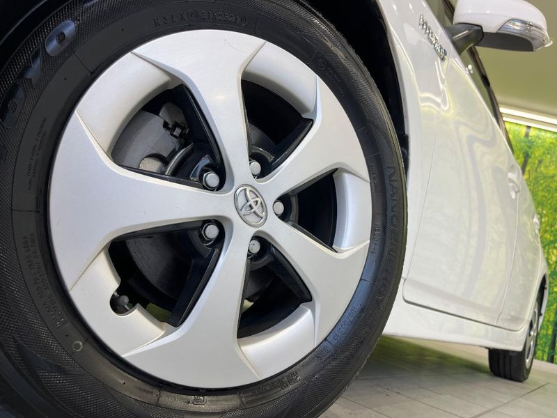 2013 Toyota Prius DAA-ZVW30 (UW-6a73fd82a393f)[4]