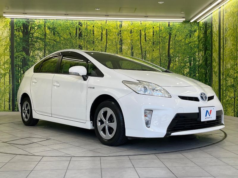 2013 Toyota Prius DAA-ZVW30 (UW-6a73fd82a393f)[14]