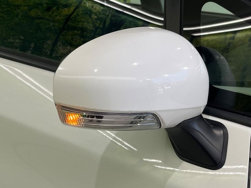 2013 Toyota Prius DAA-ZVW30 (UW-6a73fd82a393f)[9]