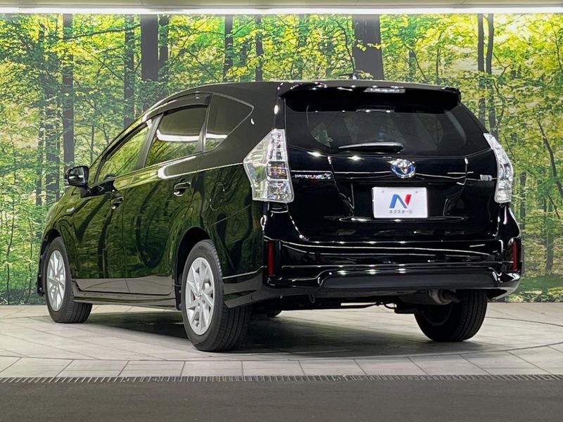 2011 Toyota Prius α DAA-ZVW41W (UW-6a73fd84d85bf)[10]