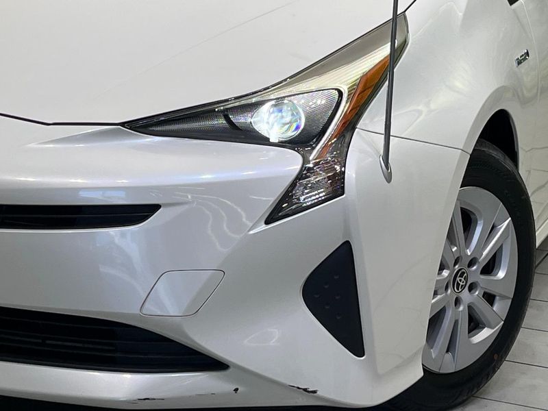 2017 Toyota Prius DAA-ZVW50 (UW-6a73fd877d0d0)[14]