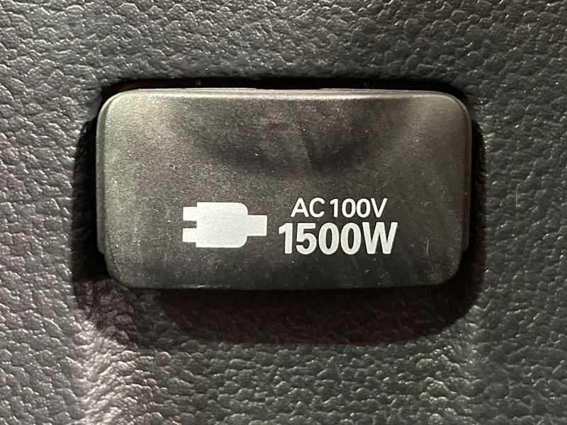 2019 Toyota Prius DAA-ZVW51 (UW-6a73fd8d615d3)[23]