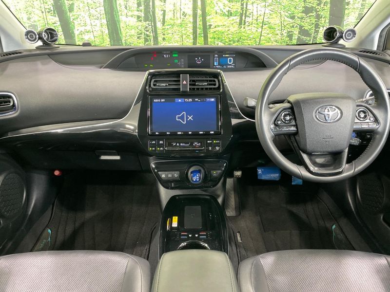 2019 Toyota Prius DAA-ZVW51 (UW-6a73fd8d615d3)[25]
