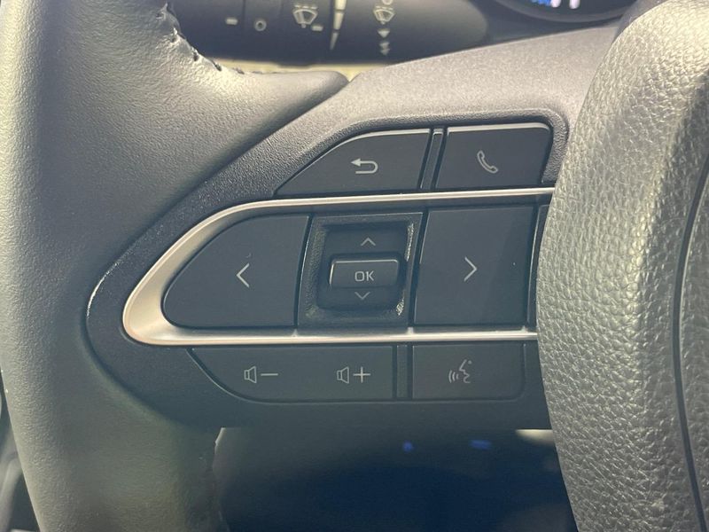 2022 Toyota Noah 6AA-ZWR90W (UW-6a73fda77157f)[25]