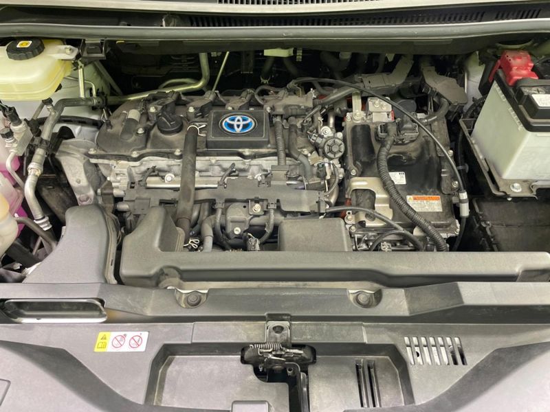 2022 Toyota Voxy 6AA-ZWR90W (UW-6a73fda815f58)[4]