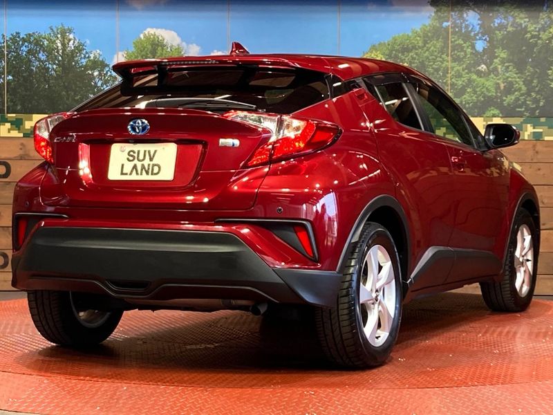 2017 Toyota C-HR DAA-ZYX10 (UW-6a73fdb524d56)[21]