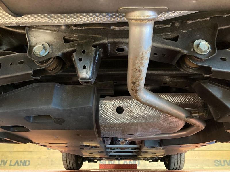2017 Toyota C-HR DAA-ZYX10 (UW-6a73fdb524d56)[23]