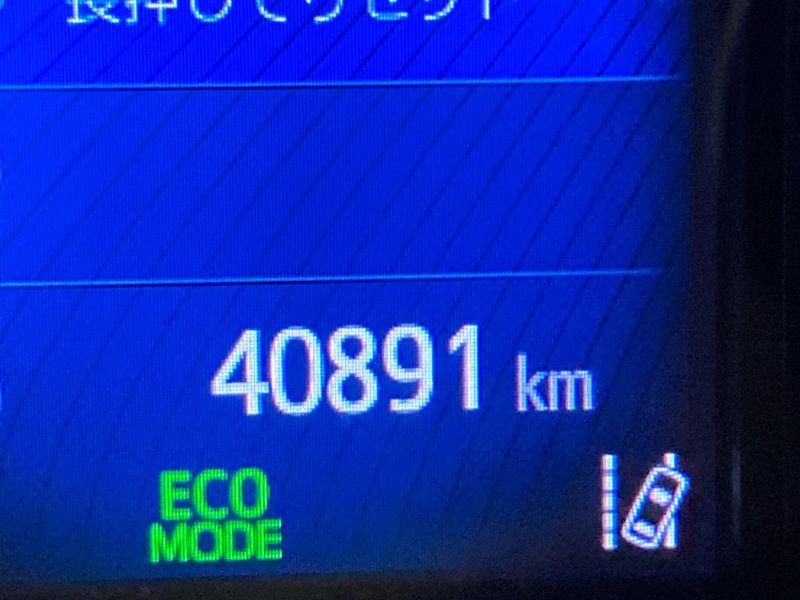 2017 Toyota C-HR DAA-ZYX10 (UW-6a73fdb524d56)[2]