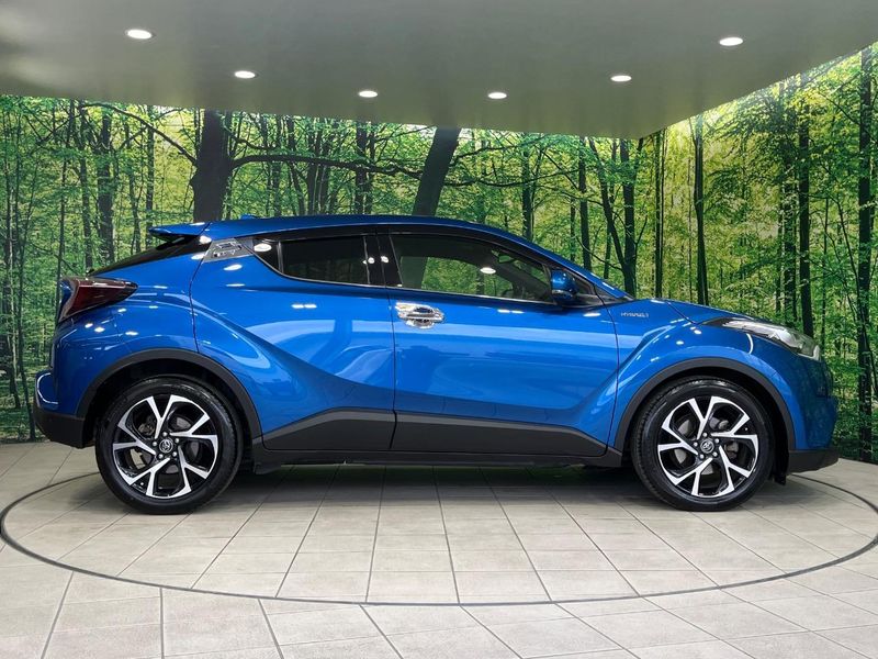 2018 Toyota C-HR DAA-ZYX10 (UW-6a73fdb645537)[23]