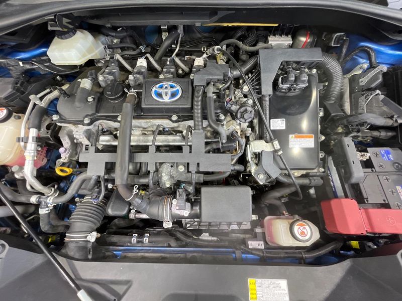 2018 Toyota C-HR DAA-ZYX10 (UW-6a73fdb645537)[4]