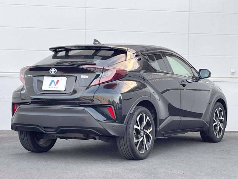 2019 Toyota C-HR DAA-ZYX10 (UW-6a73fdb9376ec)[21]