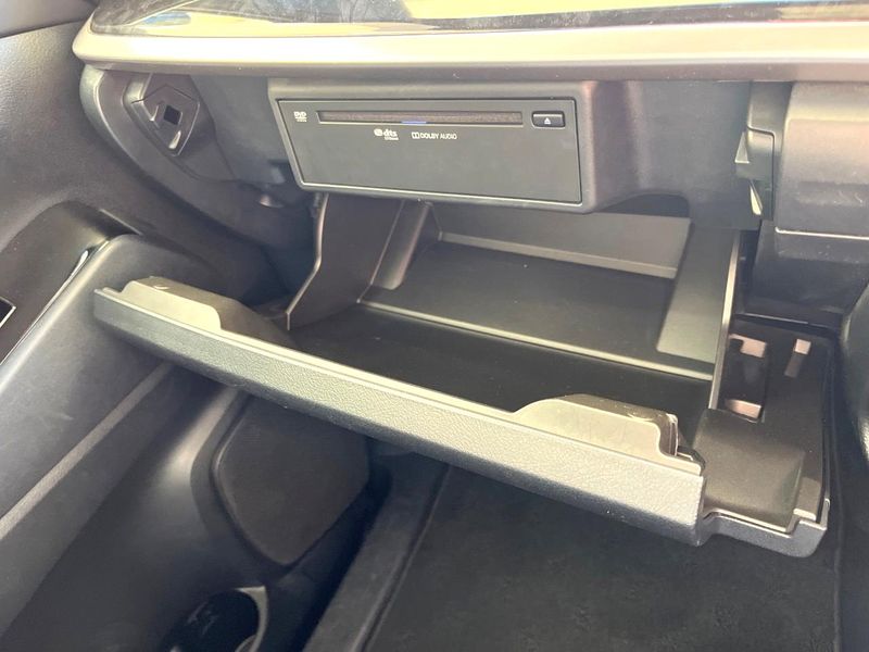 2020 Toyota Alphard 3BA-AGH30W (UW-6a754b33c78cd)[4]