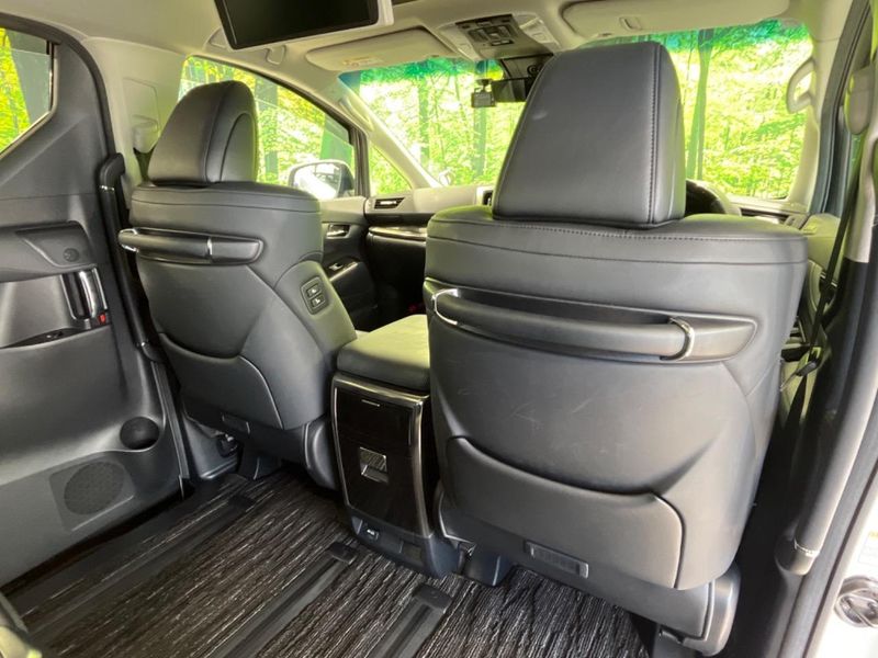 2021 Toyota Alphard 3BA-AGH30W (UW-6a754b351b0f7)[23]