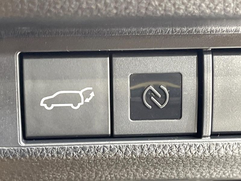 2026 Toyota RAV4 6AA-AXAN64 (UW-6a754b62dac2d)[9]