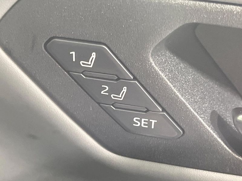 2026 Toyota RAV4 6AA-AXAN64 (UW-6a754b62dac2d)[8]