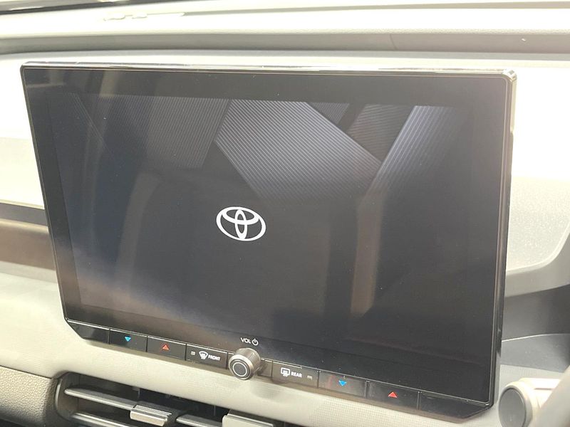 2026 Toyota RAV4 6AA-AXAN64 (UW-6a754b64191a2)[15]